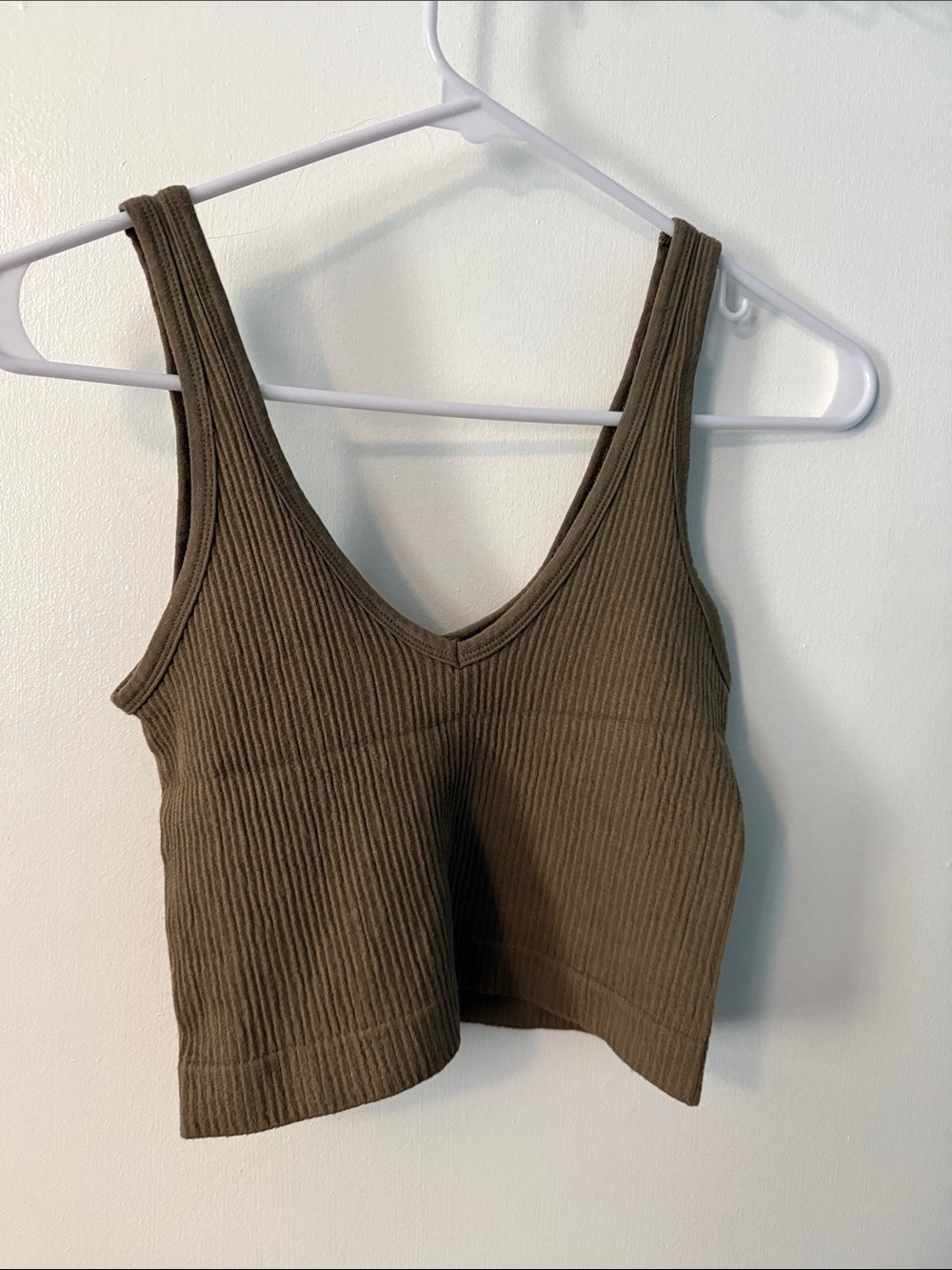 Ribbed V-Neck Cropped Tank - Olive